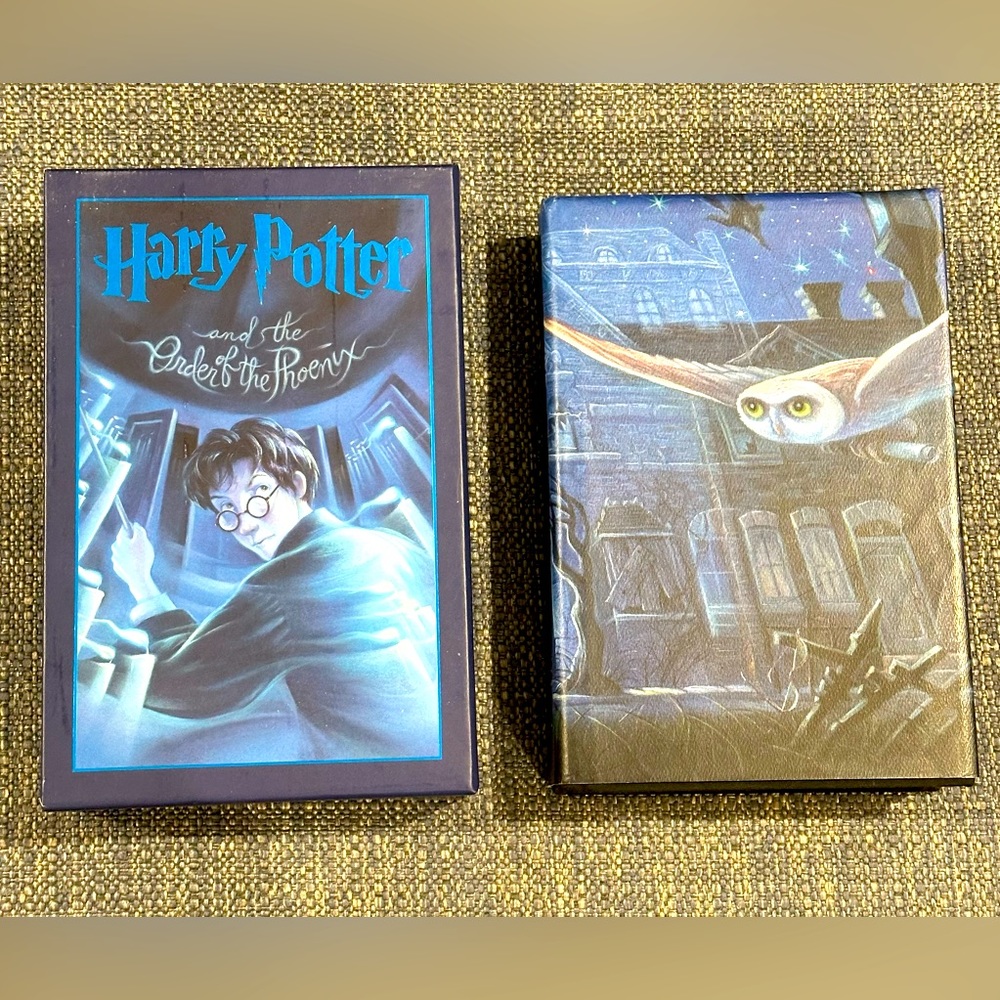 Harry Potter Order of the Phoenix Hardcover Deluxe Edition w/ Slipcover Box - Picture 1 of 13
